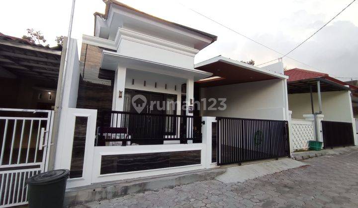 Rumah Cantik Modern Siap Huni Di Jakal Dekat Ponpes Pandanaran 1