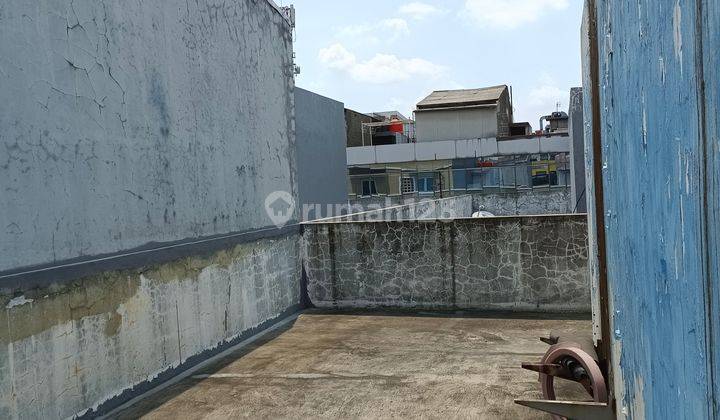 Dijual cepat Ruko di Jl A Yani Bagus Sekali HGB 67 m 7