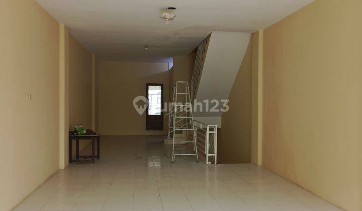 Dijual cepat Ruko di Jl A Yani Bagus Sekali HGB 67 m 8