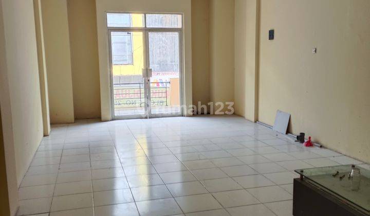 Dijual cepat Ruko di Jl A Yani Bagus Sekali HGB 67 m 12