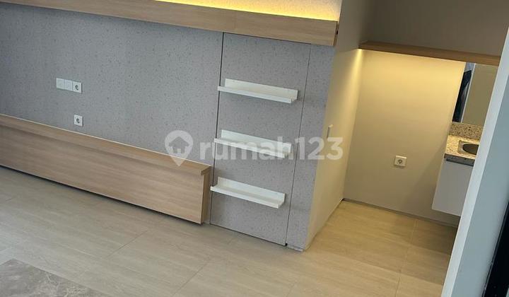 Disewakan rumah 3 lantai full furnish di northwestpark citraland baru gress 2