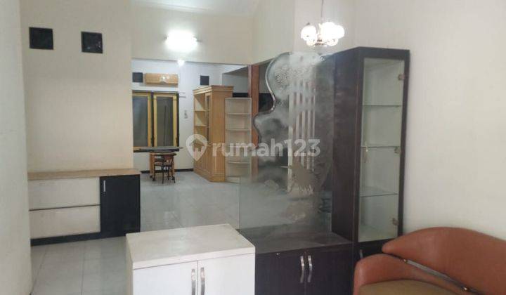 Disewakan Rumah 1 Lantai Di Taman Pondok Indah Wiyung Furnish Lengkap Row Jalan 2 Mobil 2