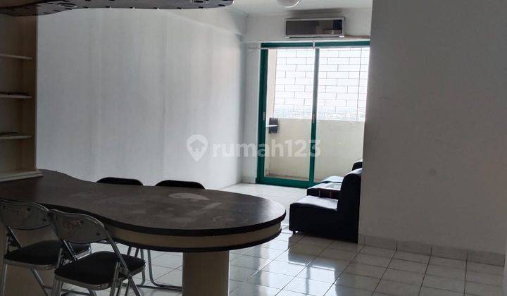  Dijual 2 BR Apartemen Cempaka Mas 1