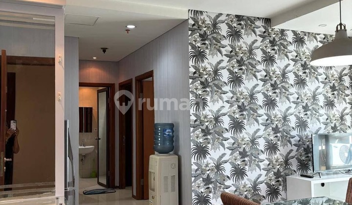 Disewakan Apartment Thamrin Residence, Tower Crysant,  TYPE 2BR, view ke kolam renang
