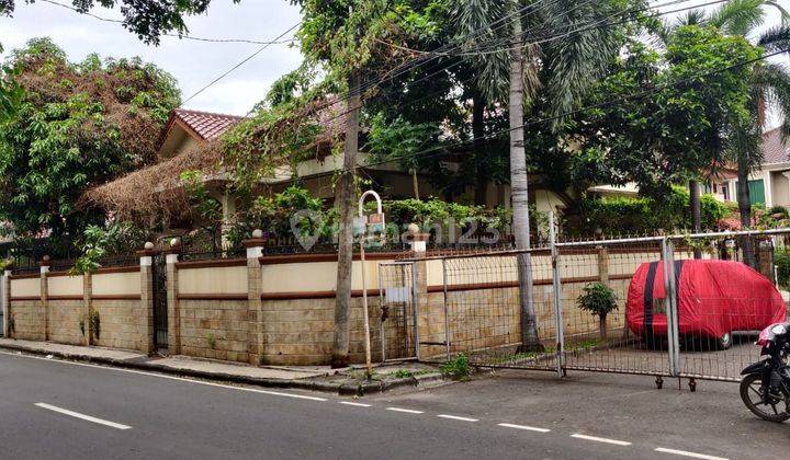 Rumah Hoek di Boulevard Citra Garden 2, Jakarta Barat 1