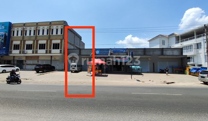 For Sale Cheap Kiosk in a Shop House on Sisingamaharaja Street, Lampung 2