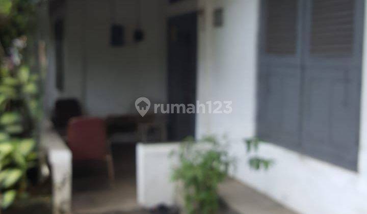 Di jual rumah tua besar 2