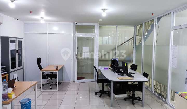 di sewakan Ruko Belmont Residence  12