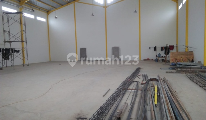 Gudang di sewa kan di Kunciran Tangerang  1