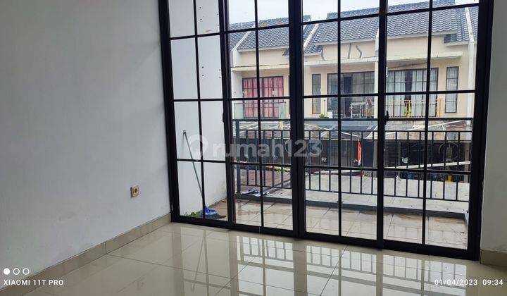 di jual rumah baru di East Asia.Green lake city.jakarta barat 2