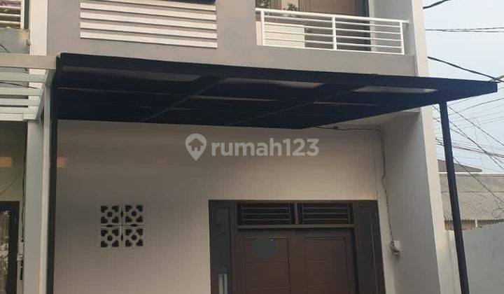 Rumah di jl.Kresek indah.jakarta barat 2 Lantai Sudah Renovasi SHM 1