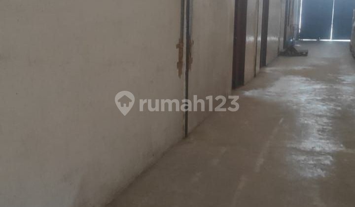 Warehouse in Daan Mogot, West Jakarta. Renovated, Certificate of Ownership (SHM) 684 m2.