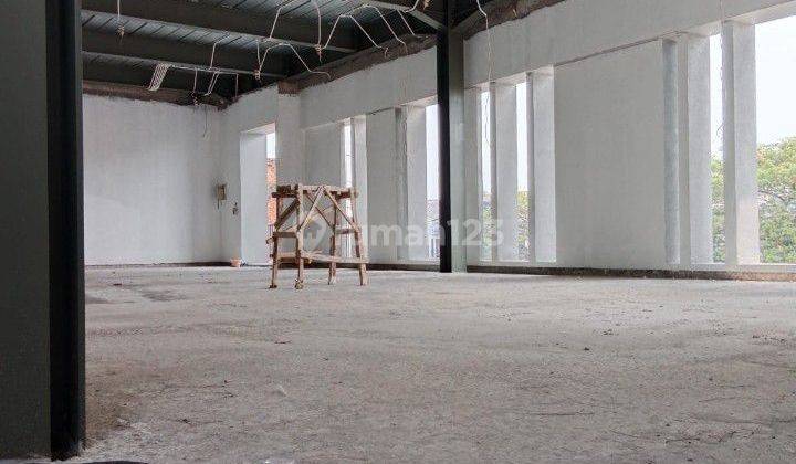 Kantor Sudah Renovasi SHM, Luas Tanah 841 m2 2