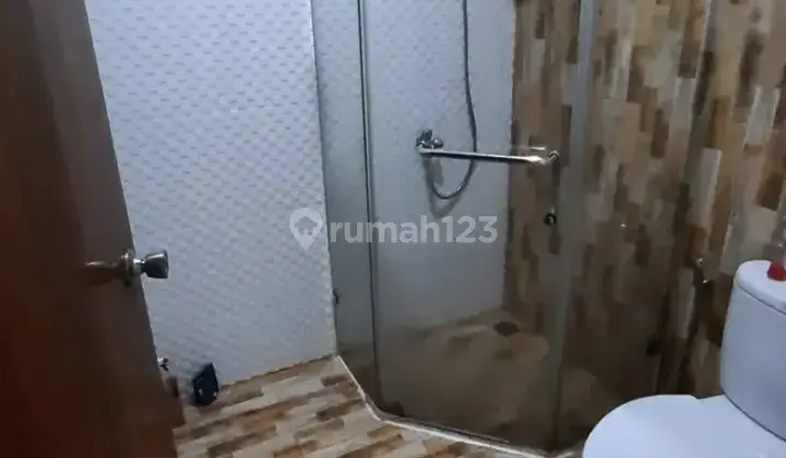 Disewakan Rumah 2 Lantai Taman Malaka Duren Sawit Jakarta Timur 5