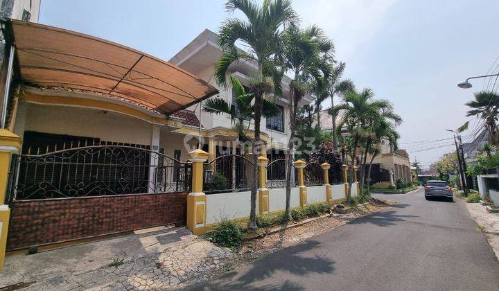 Taman Borobudur Selatan Rumah Mewah Pojok Strategis 1