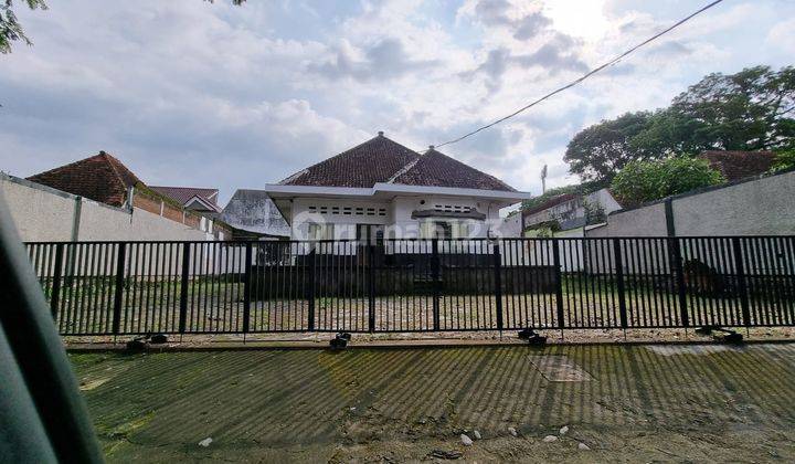 Rumah Klasik Cocok Untuk Usaha di Lokasi Premium Semeru Dekat Ijen Kota Malang 1