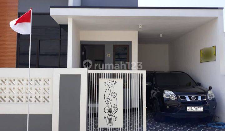 Dijual Rumah Baru Minimalis Di Jalan Cidanau Kota Malang

 1