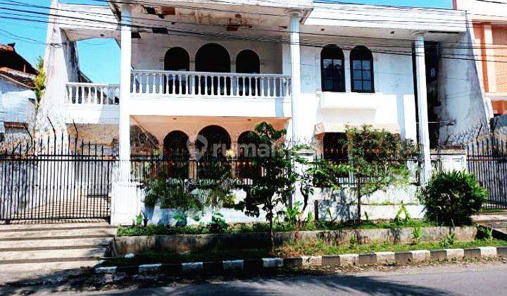 Dijual Rumah Induk + Rumah Kos Sebelah Kampus Unmer, Dieng Malang 1