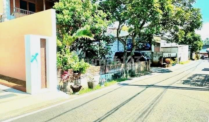 For Sale Cheap New and Spacious House on Jl Mayjen Sungkono, Malang 2