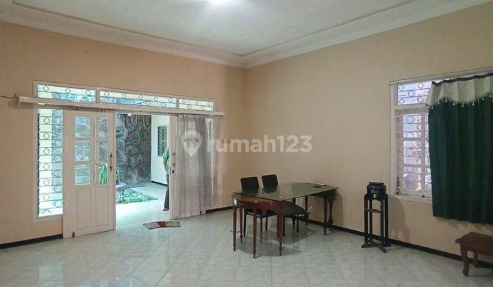 Dijual / Disewakan Rumah 2 Lantai Dekat Suhat Di Jalan Candi-Candi, Blimbing Malang 2