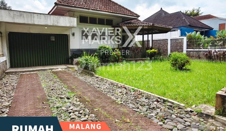 For Sale Vintage House on Jln Simpang Ijen, Central Malang City