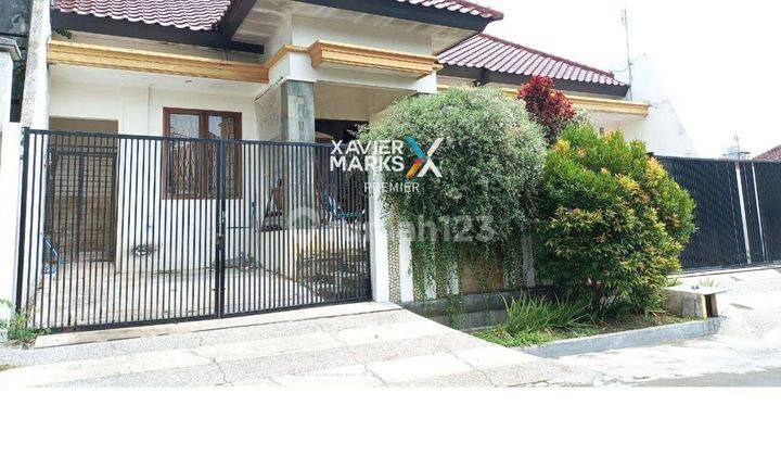 Dijual Cepat Rumah Modern Di Perumahan Bukit Dieng, Malang 1