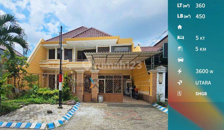 Dijual Rumah Besar Terawat Siap Huni di Jalan Araya, Malang 1