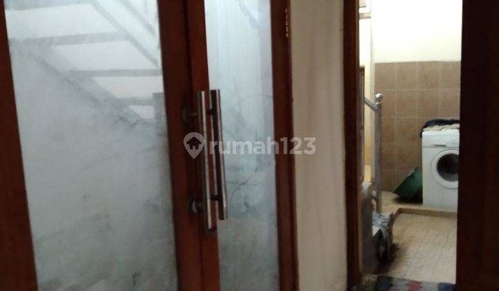 Dijual Rumah Mewah + Furnish di Villa Bukit Indah, Surabaya  2