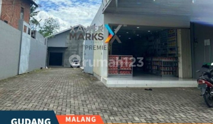 For Sale Large Land + Shop House + Warehouse 600m2 In Kepanjen, Malang For Sale Large Land + Shop House + Warehouse 600m2 In Kepanjen, Malang