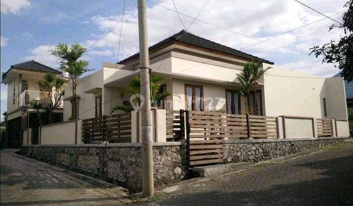 Dijual Villa Aktif Hook + Furnished, 500 Meter Dari Bns, Batu 1