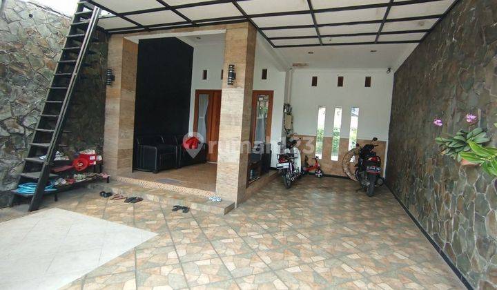 Dijual Murah Rumah Luas, Cantik Fully Furnished Di Jl. Teluk-Teluk, Blimbing Malang 2