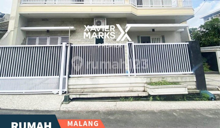 For Rent 12-Bedroom House on Ikan-Ikan Street, Blimbing, Malang City
