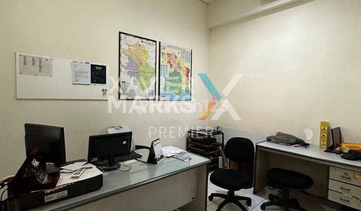 Dijual Gedung Showroom Luas di Jalan  Jaksa Agung Suprapto Malang 2