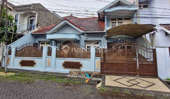 Dijual Cepat Rumah Bersih Dan Terawat Di Araya, Blimbing Malang 1