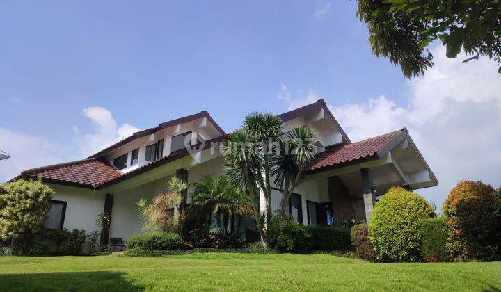 Dijual Villa Luas View Istimewa + Kolam Renang Di Trawas, Prigen 1