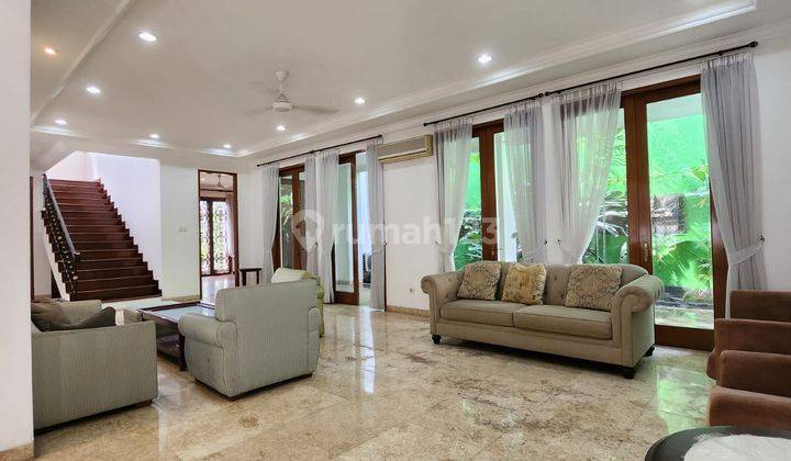 Dijual Rumah mewah di Simpang golf Jakarta Selatan tanah luas 17