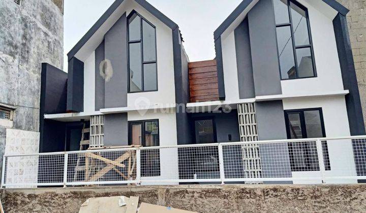 Rumah Baru Siap Huni Cimahi Cihanjuang lokasi 7 menit ke Kampus Polban SHM Bonus Mezanine 1