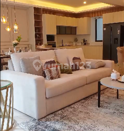 Sell Luxurious House Ideal For Investment in Setra Duta Bandung near Pasteur toll and Paris Van Java mall. 2