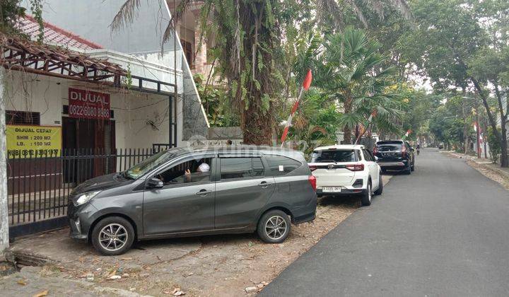 Di jual Rumah ,sangat strategis hook, harga sangat special  2