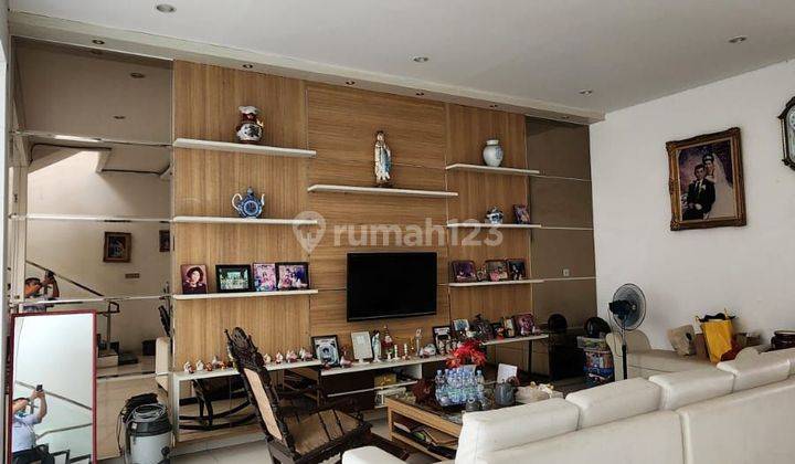 Rumah Mewah di Pondok Indah siap huni, strategi. Harga murah 2