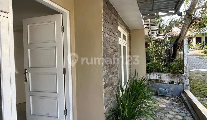 2-Story House Ready to Occupy in the Popular Plemburan Area, Jakal Km 7, Near UGM Campus 2
