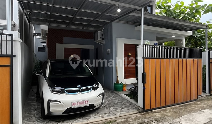 Rumah Cantik 2 Lantai Mezanin Griya Tamantiro dekat UMY 2