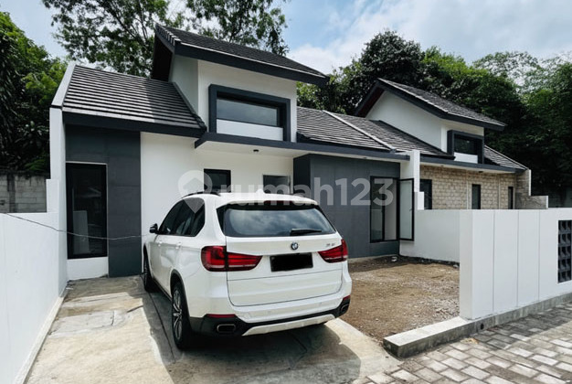 Ready-to-Occupy New House 2 Units at Ketingan Residence near Mlati Police Sector 2