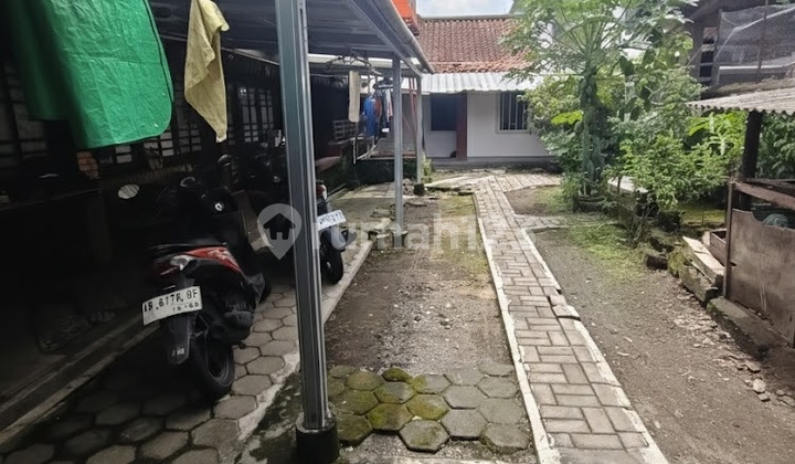 House + Strategic Land for Sale - Behind Malioboro 2