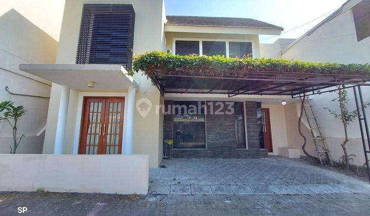 Rumah Cantik 2 Lantai Modern Full Furnish Mewah Dekat Upn 1