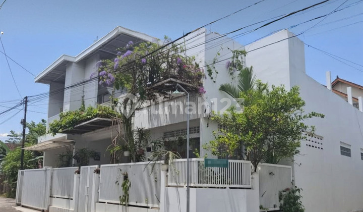 Rumah 2 Lantai Siap Huni di Utara Stadion Maguwo Dekat Jogja Bay dan Sd Model Rumah 2 Lantai Siap Huni di Utara Stadion Maguwo Dekat Jogja Bay dan Sd Model