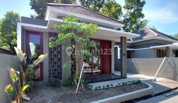 Rumah Cantik Siap Huni Utara Tajem Dekat Sd Budi Mulia 2