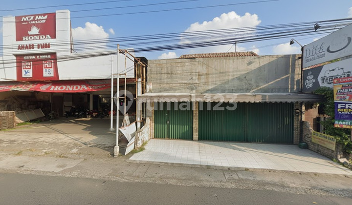 Ruko Strategis di Jl. Jogja Solo km 10 Sorogenen Yogyakarta