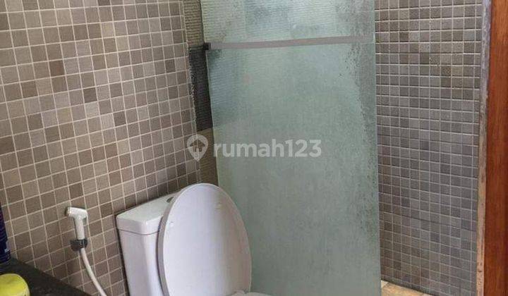 Rumah Semi Villa di Jalan Pulau Moyo 7