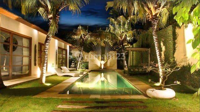 Leasehold Villa BeachSide Sanur 2